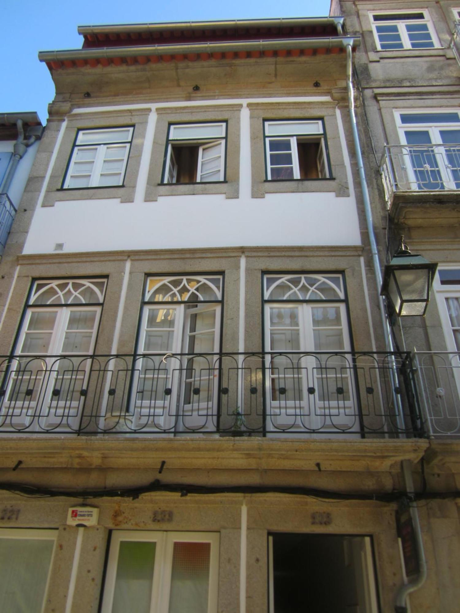 Apartamentos Valdemar Viana do Castelo Exterior photo